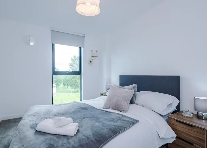 Διαμέρισμα Modern In Old Trafford, Balcony, Sleeps6