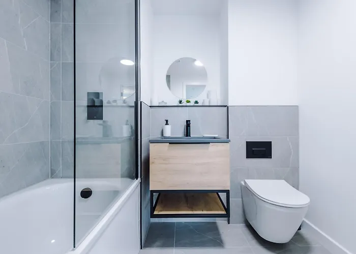 Modern In Old Trafford, Balcony, Sleeps6 Διαμέρισμα Μάντσεστερ