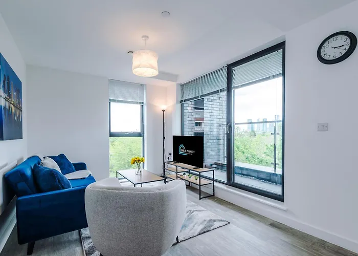 Apartment Modern In Old Trafford, Balcony, Sleeps6 Manchester