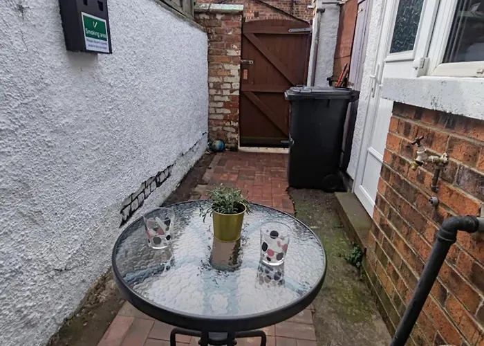 Chic & Modern Escape مانشستر