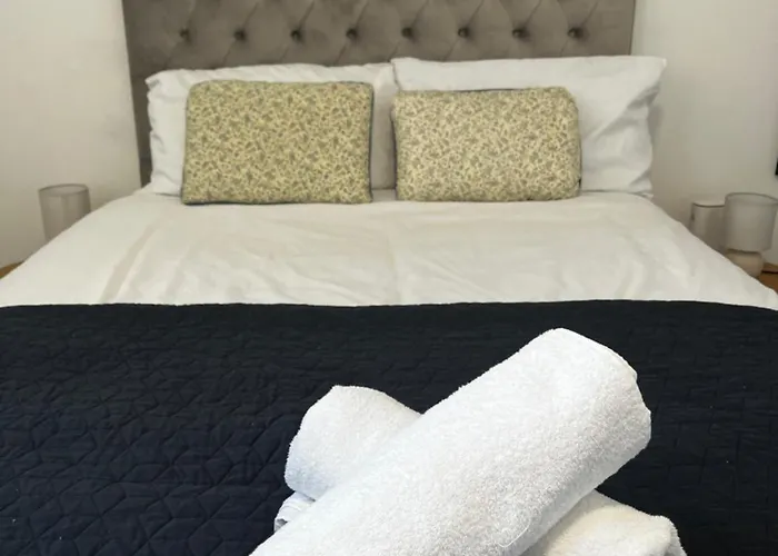 Apartamento The Failsworth Collection - Stylish With Free Parking