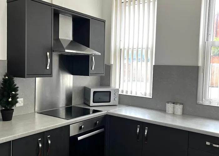 The Failsworth Collection - Stylish With Free Parking Mánchester