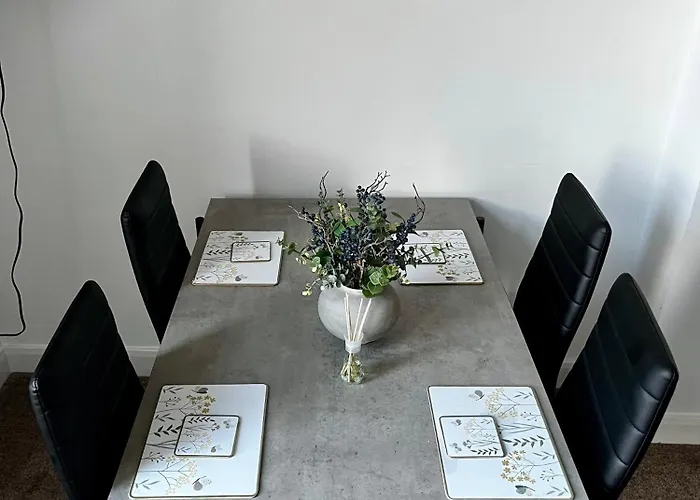 Apartamento The Failsworth Collection - Stylish With Free Parking *