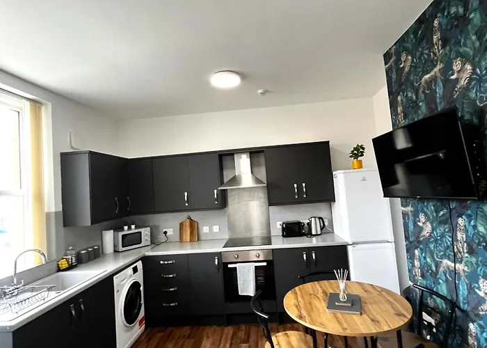 The Failsworth Collection - Stylish With Free Parking