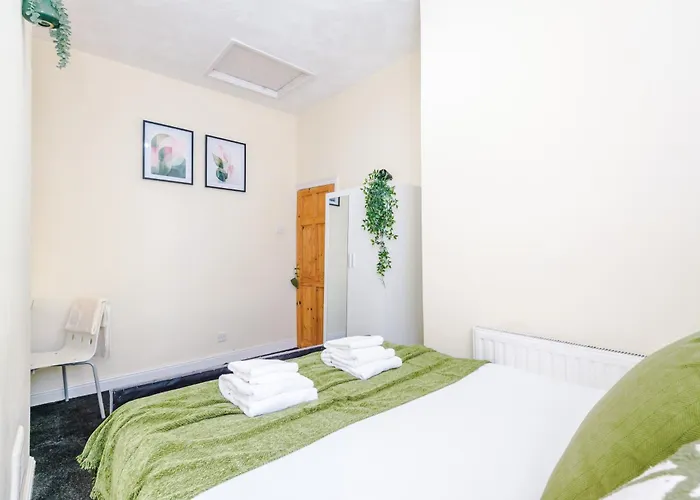 Cosy 3br Family Near Etihad And Coop Live - Free Parking! * Manchester