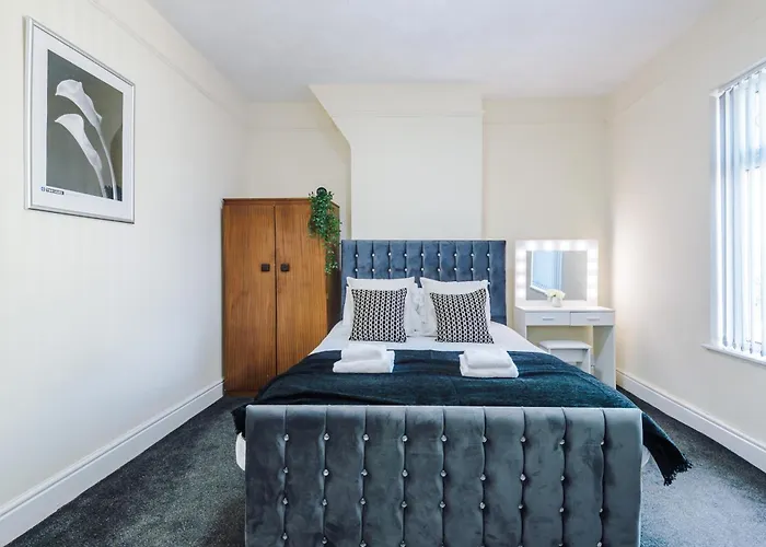 Cosy 3br Family Near Etihad And Coop Live - Free Parking! Сasa de vacaciones