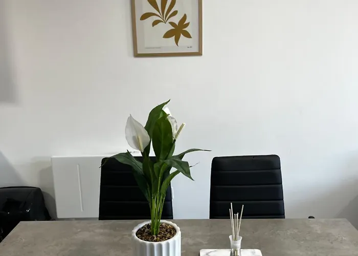 The Failsworth Collection - Stylish With Free Parking Μάντσεστερ