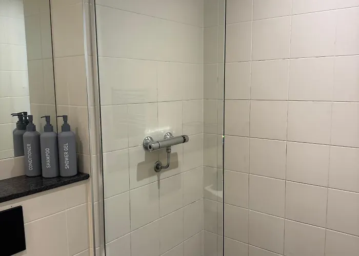 Numberone - Pink - Mediacityuk *