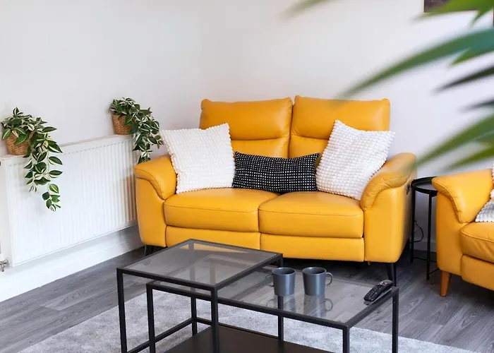 Bright & Luxurious With Garden * Μάντσεστερ