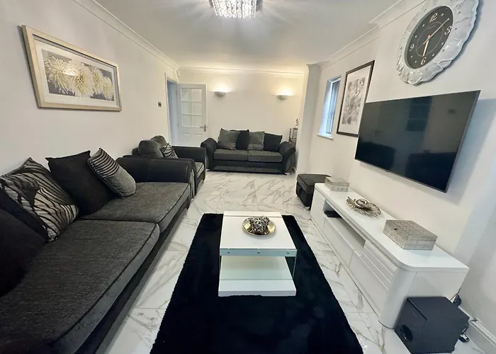 Apartament Luxury 5br With Access