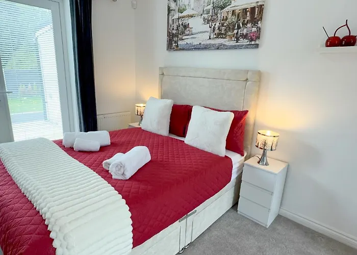 דירה Contractor Stays, Fast Wifi, Free Parking, Work מנצ'סטר