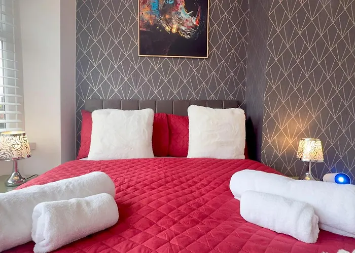 Contractor Stays, Fast Wifi, Free Parking, Work * Manchester