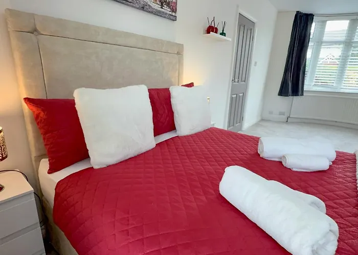 Contractor Stays, Fast Wifi, Free Parking, Work Lägenhet