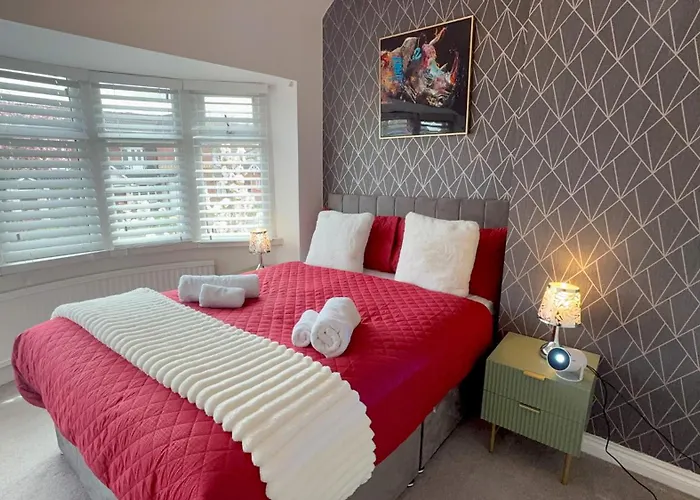 Contractor Stays, Fast Wifi, Free Parking, Work *