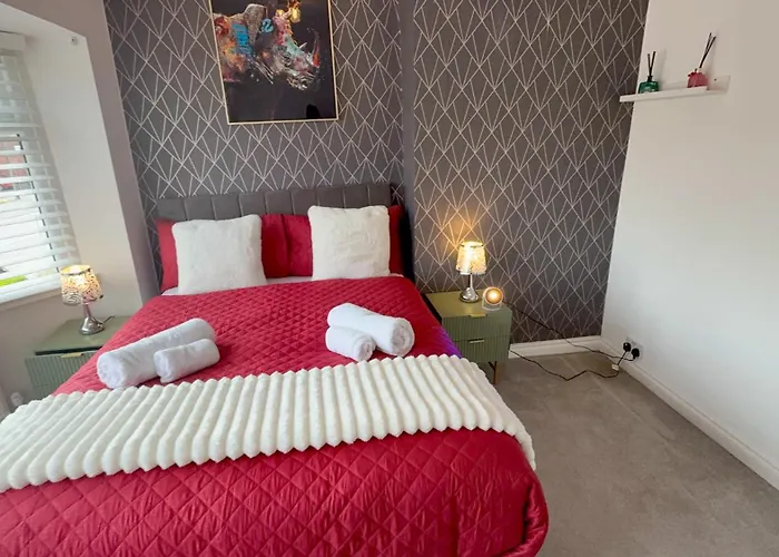 Contractor Stays, Fast Wifi, Free Parking, Work *