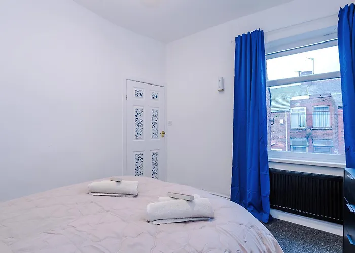 Stunning 3bedroom Home, Game Room, Free Parking, Fully Stocked, Sleeps 8 Апартаменты