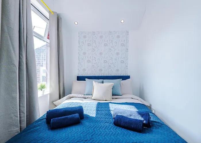 Apartment Incredible 4bedroom In Salford, Game Room, Free Parking, Smart Tv Manchester