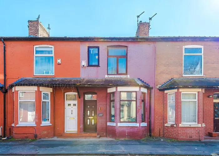 Incredible 4bedroom In Salford, Game Room, Free Parking, Smart Tv Manchester