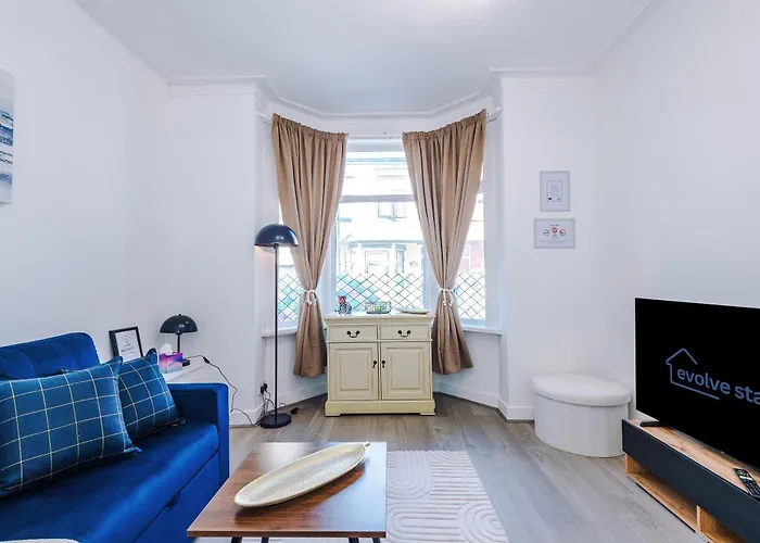 Incredible 4bedroom In Salford, Game Room, Free Parking, Smart Tv Lejlighed *