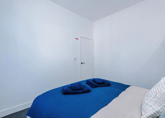 Incredible 4bedroom In Salford, Game Room, Free Parking, Smart Tv Lejlighed *