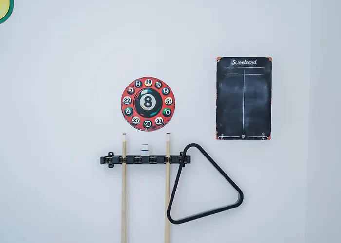 Incredible 4bedroom In Salford, Game Room, Free Parking, Smart Tv Apartment Manchester