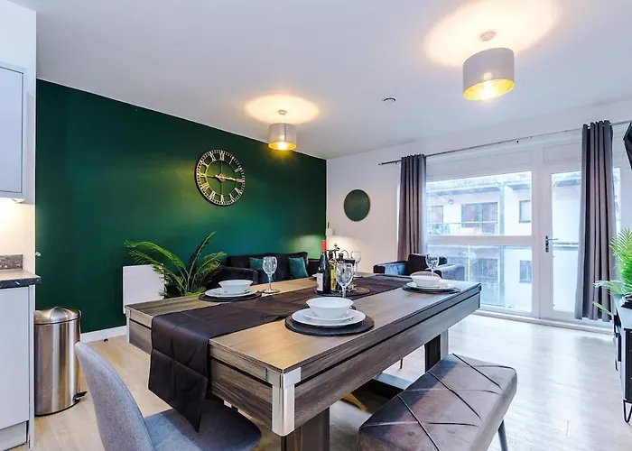 New, Luxe 2br, Manchester, Pool Table, Parking, Balcony, Ps4 아파트 맨체스터