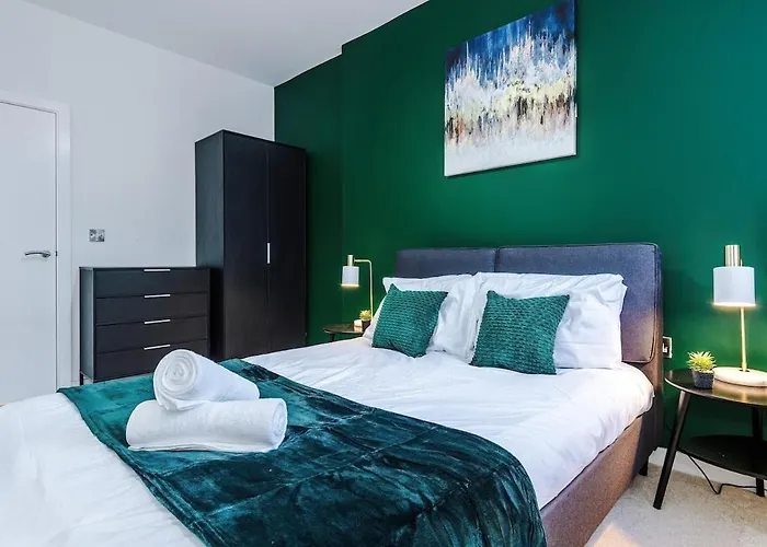 아파트 New, Luxe 2br, Manchester, Pool Table, Parking, Balcony, Ps4 *