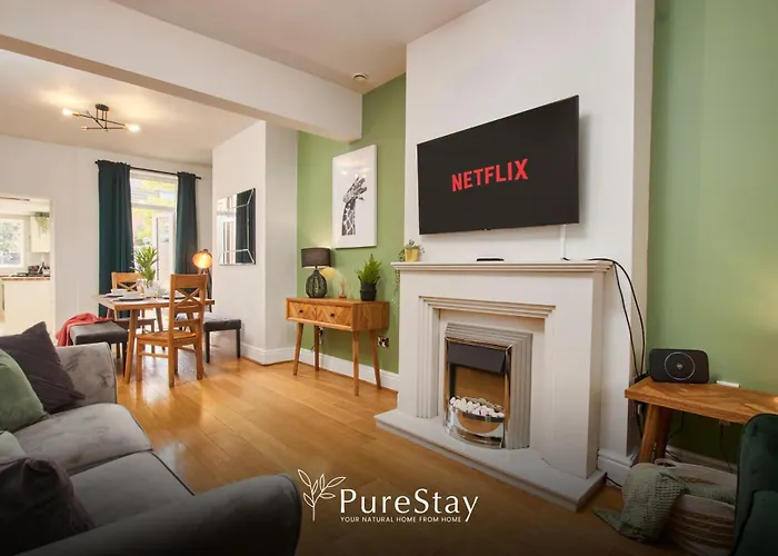 Big Contractor House With 6 Beds & Free Parking By Purestay - 7 Night Min! Dom wakacyjny