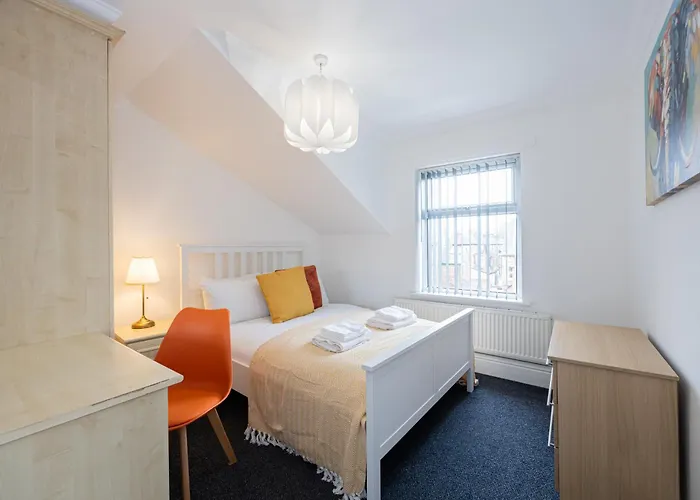 Apartament The Burton- Free Gated Parking *