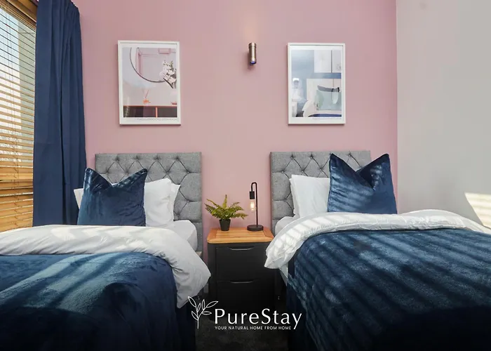 Casa vacanze Fabulous House - 5 Beds Sleeps 8 - Free Parking - By Purestay Manchester