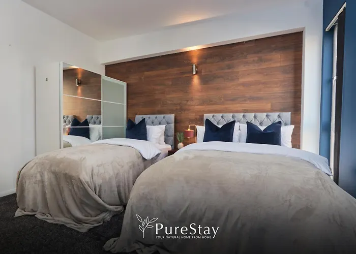 Fabulous House - 5 Beds Sleeps 8 - Free Parking - By Purestay Dom wakacyjny *