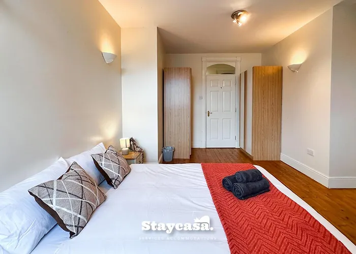 Prázdninový dům Carlton Co-living - Private Self-cater