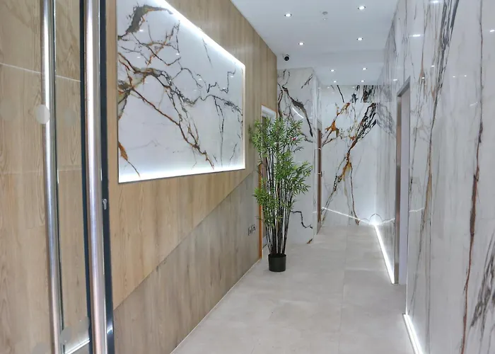 Beautifully 3bed Restored - Pass The Keys Manchester