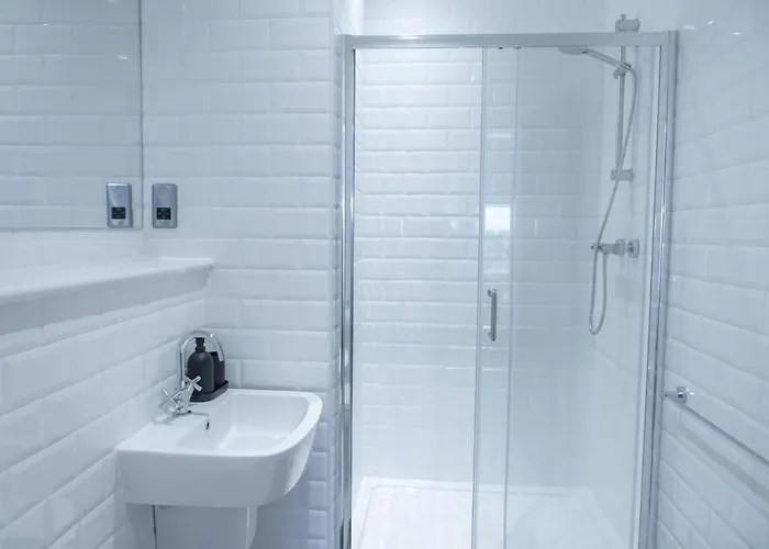 Hive Near Etihad Coop Live * Manchester