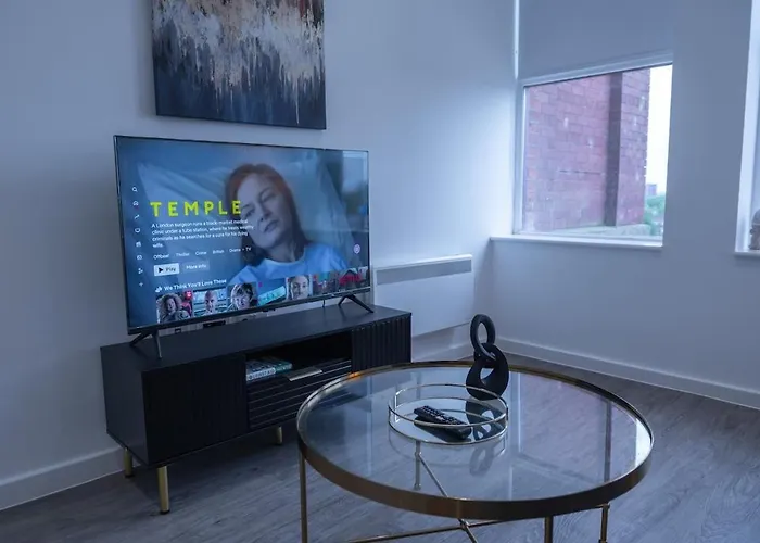 Appartement Hive Near Etihad Coop Live