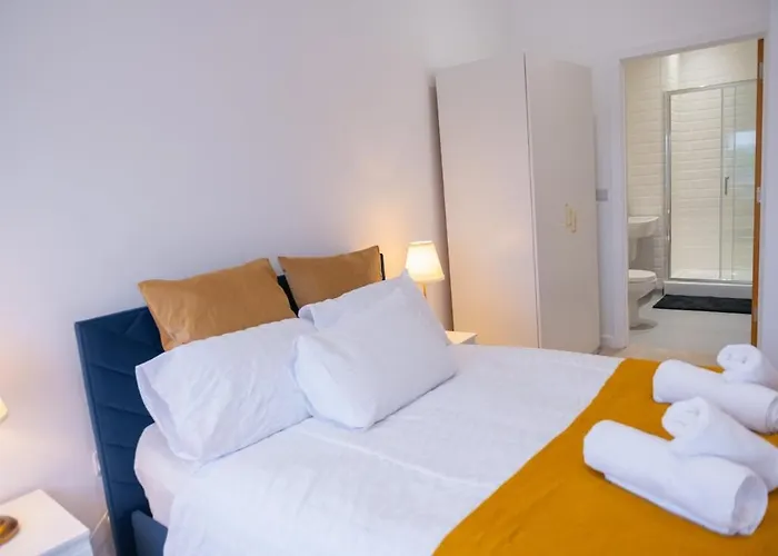 Hive Near Etihad Coop Live Appartement *