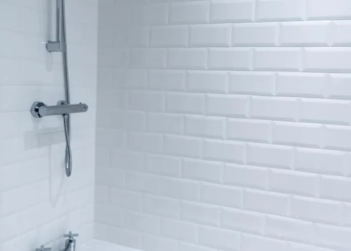 Hive Near Etihad Coop Live *