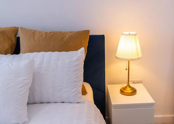 Hive Near Etihad Coop Live 맨체스터