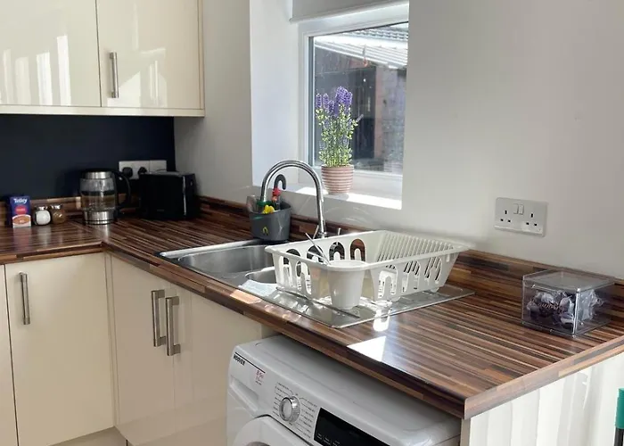 Spacious 3 Bed With Driveway Tatil Evi *