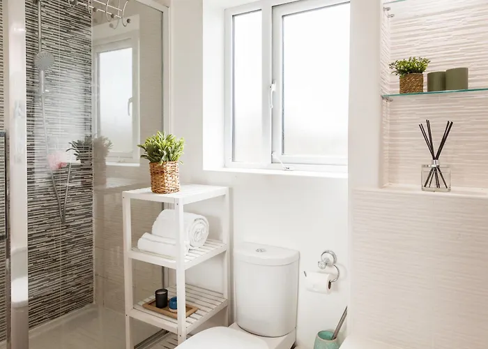 Apartamento Luxury Sleeps 9 With Hot Tub & Pool Mánchester