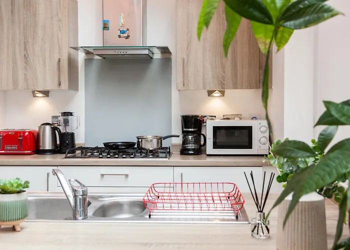 Luxury Sleeps 9 With Hot Tub & Pool Apartamento Mánchester