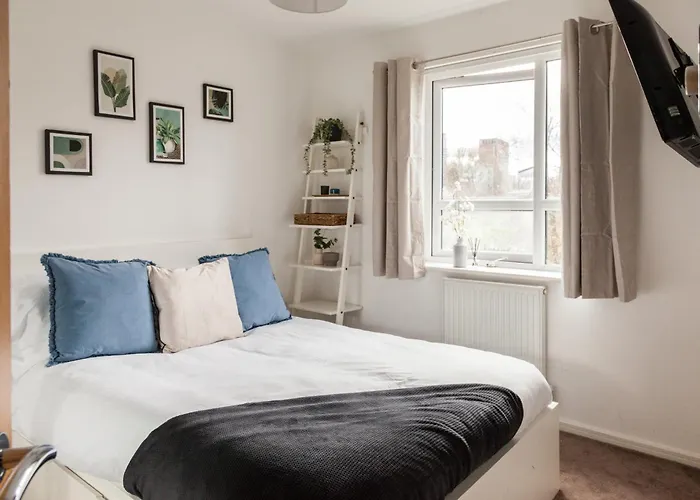 Apartamento Luxury Sleeps 9 With Hot Tub & Pool