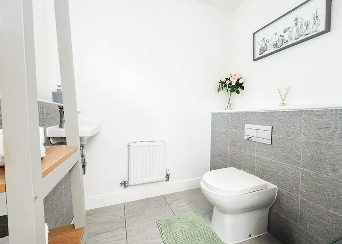 3br-sleeps 6 -walk To Etihad & Ao Arena Manchester