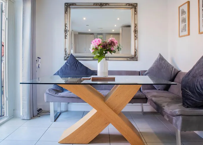 3br-sleeps 6 -walk To Etihad & Ao Arena * Μάντσεστερ