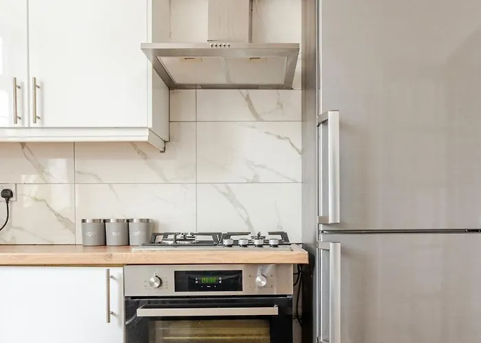 2 Min Walk Etihad Stadium & Coop Arena - 3br, Free Parking * 맨체스터