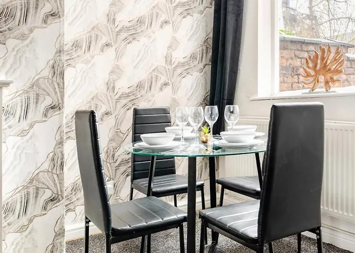 Apartmán 2 Min Walk Etihad Stadium & Coop Arena - 3br, Free Parking