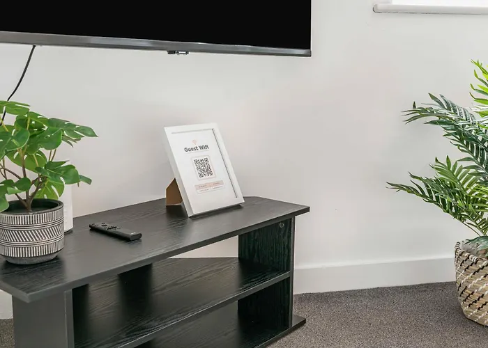 Old Trafford With Free Parking