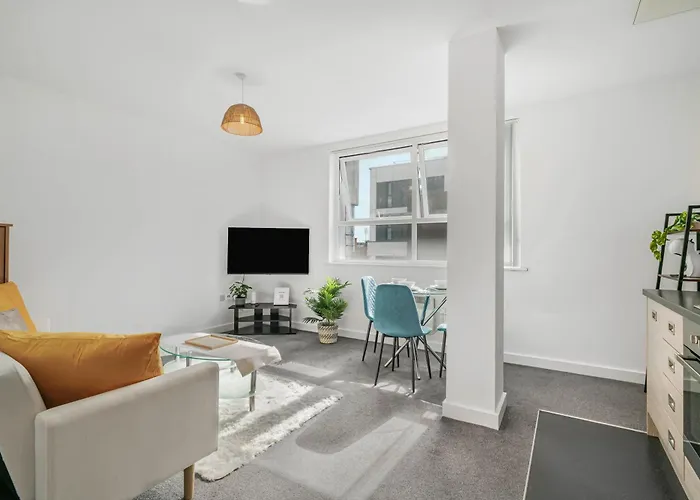 Old Trafford With Free Parking