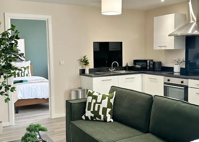 Centrally Located Flat By Ankers Short Term Rental Manchester Perfect For Monthly Stay * Manchester