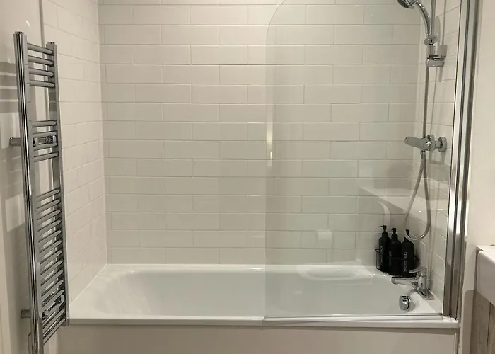 Apartamento Spacious - Next To Ao Arena & Picadilly Station - Local Attractions - Free Parking